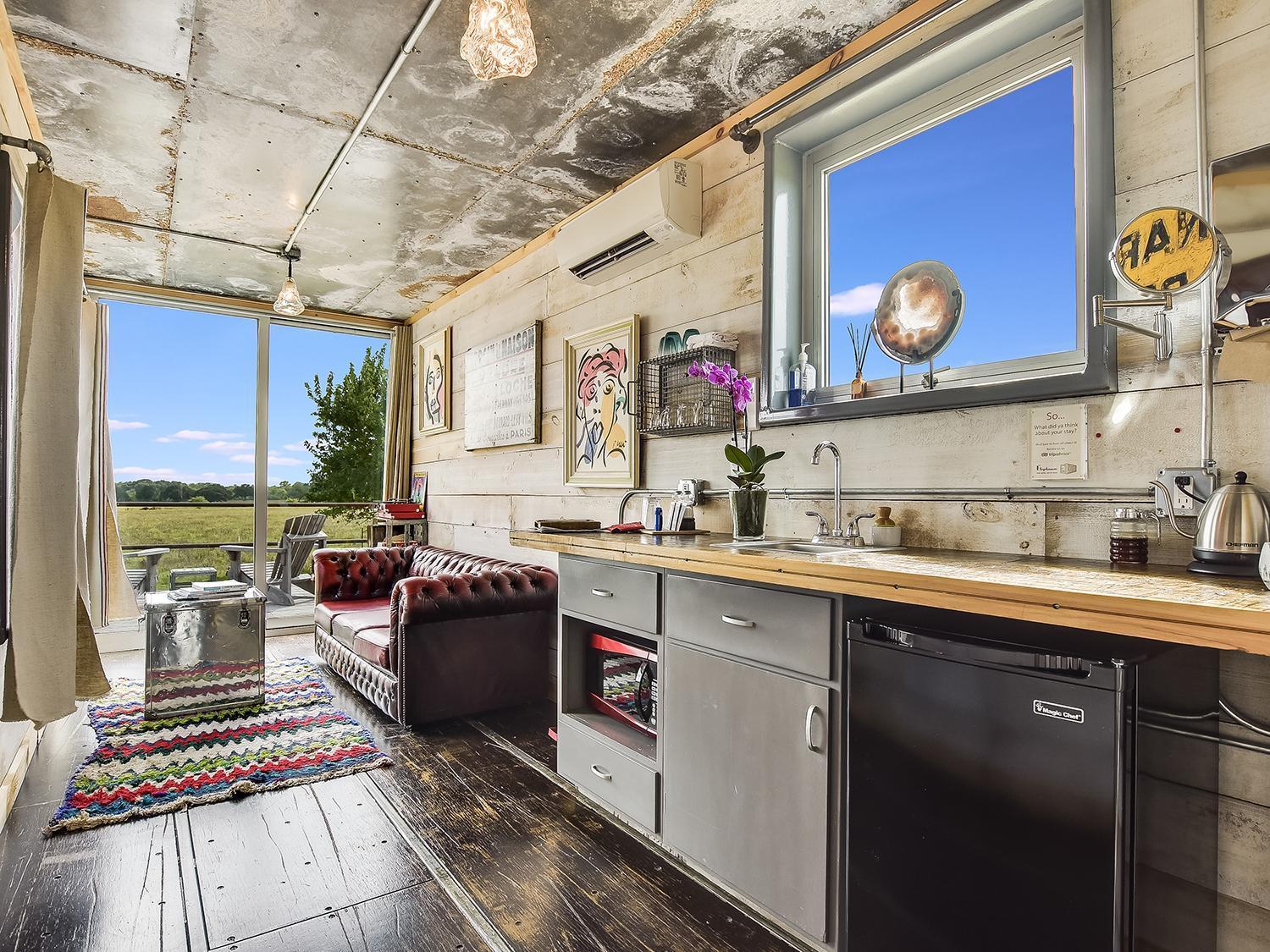 Flophouze Shipping Container Hotel Round Top Zewnętrze zdjęcie