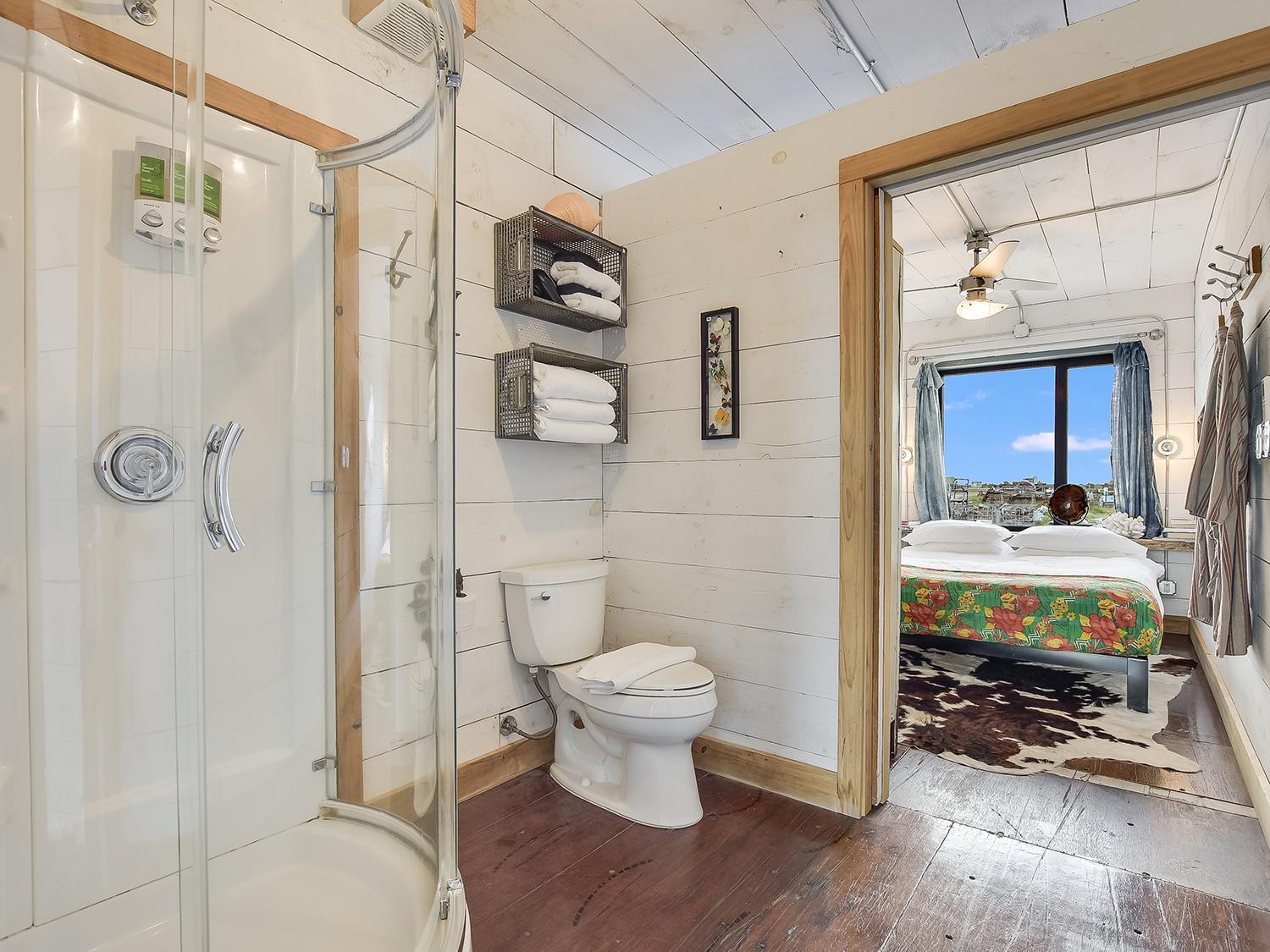 Flophouze Shipping Container Hotel Round Top Pokój zdjęcie